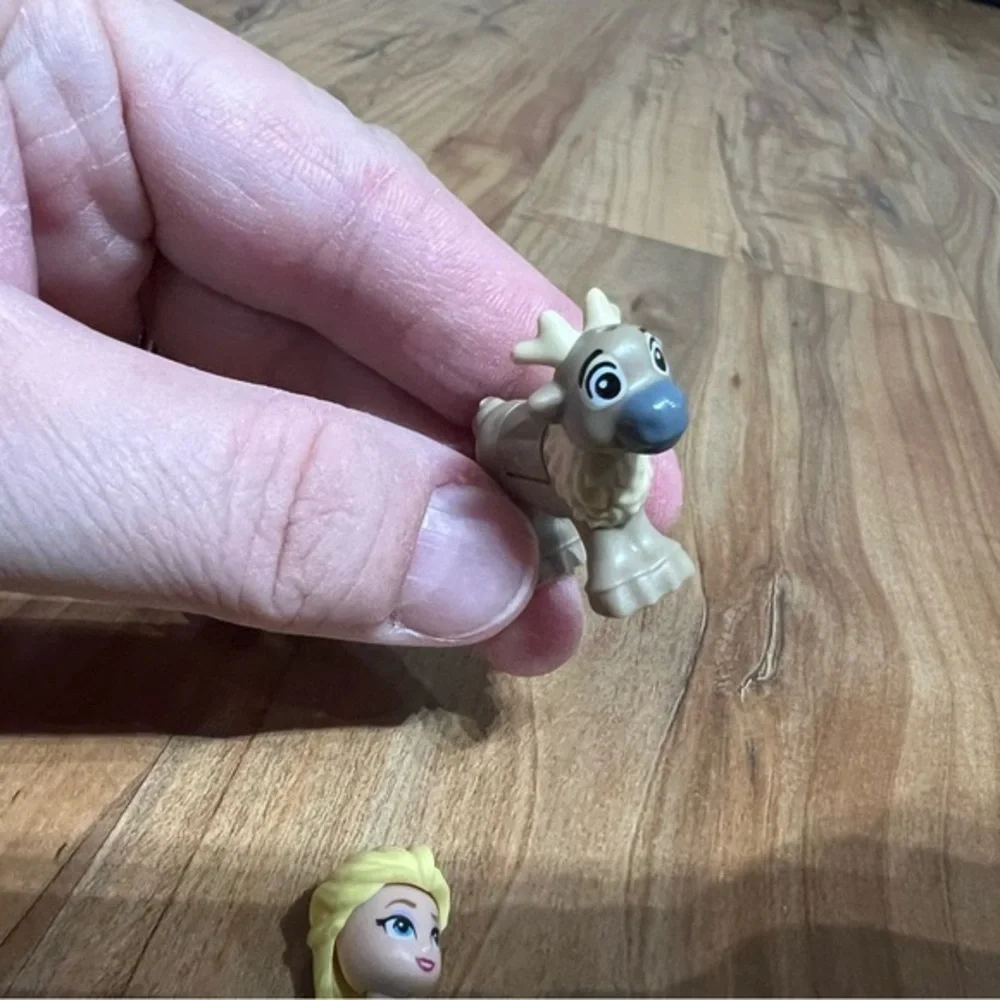 LEGO‎ Disney Elsa Micro Doll Figure Elsa’s Castle Snowgie Sven FROZEN Princess